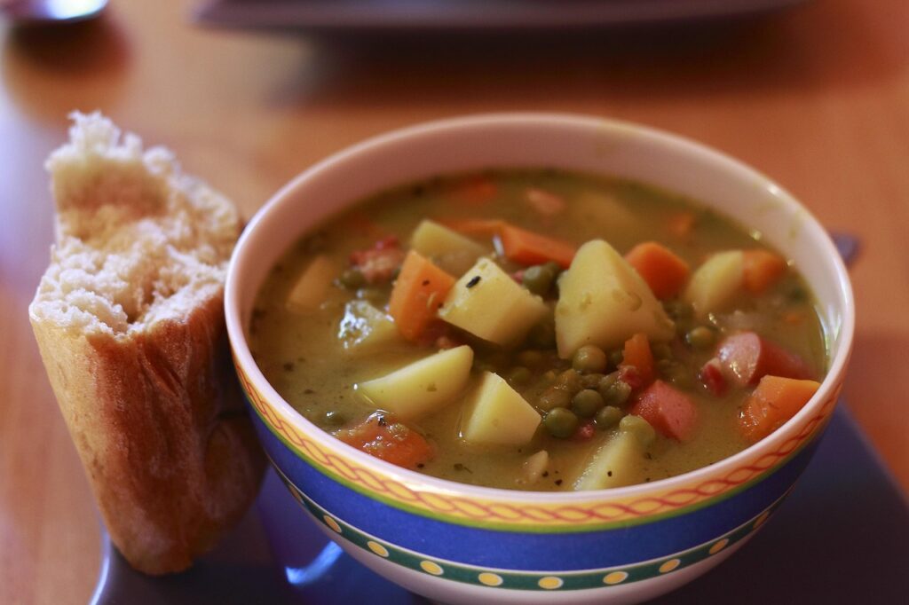 soup, loaf, pea soup, eat and drink, food, yummy, edible, tasty, meal, nourishment, nutritious, soup, soup, pea soup, pea soup, pea soup, pea soup, pea soup